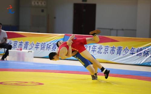 力量与速度的碰撞,北京市青少年摔跤锦标赛落幕