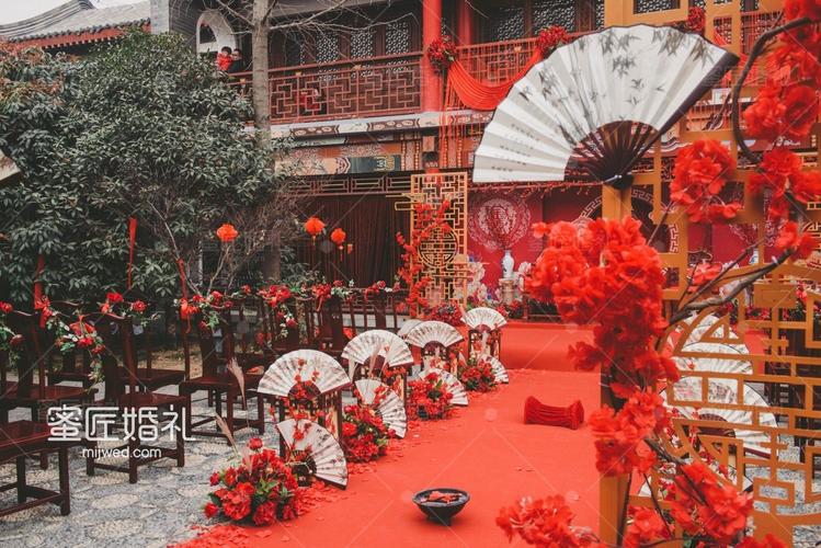 中式婚礼布置 传承传统又有新意室外中式婚礼布置现场图片3室外中式
