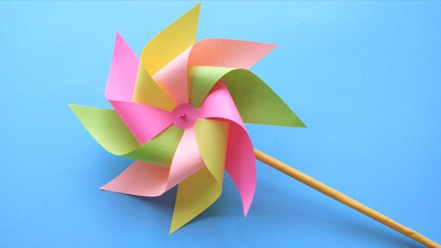 手工课程回忆童年经典作品折纸大风车一分钟做个简单又好玩的小风车