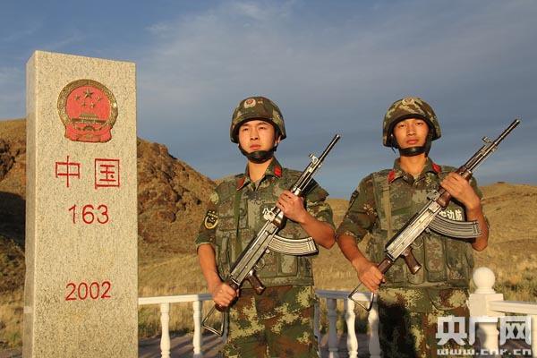 新疆公安边防总队乌拉斯台边防检查站纪实-成长的印记