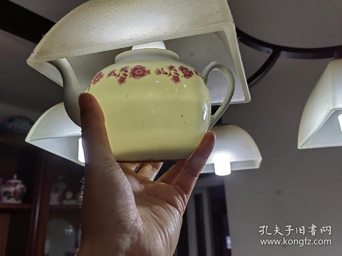 567老厂瓷五十年代合作社时期茶壶第三瓷器手工业生产合作社圆章底款
