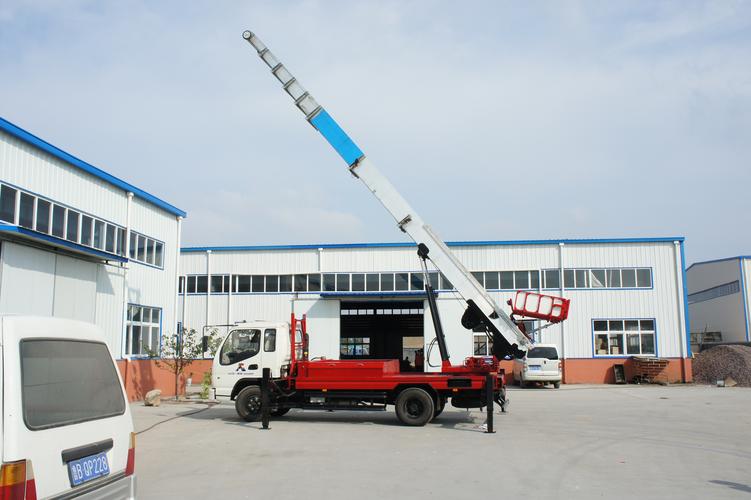 韩国搬家云梯车28米38米全国诚招省市级代理