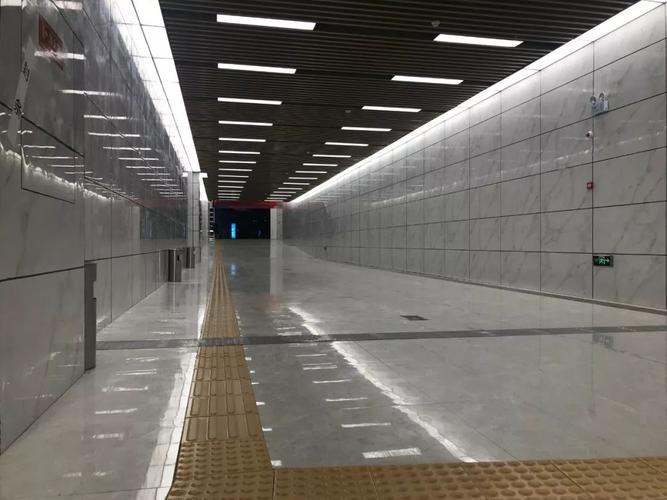 桂林市中心这个地下通道正式开放现场原来长这样