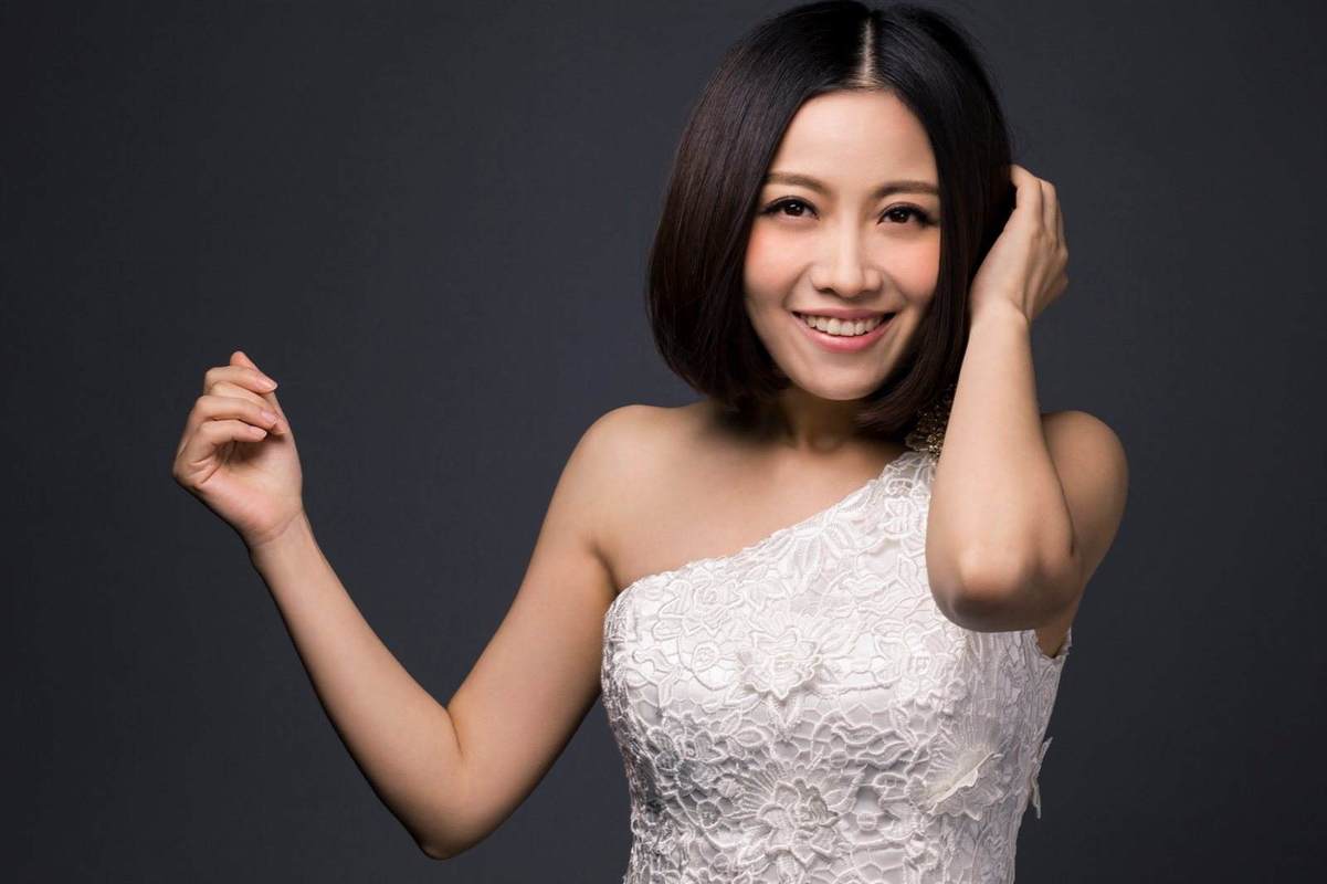 中国内地流行乐女歌手姚贝娜