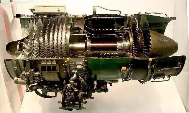 涡喷发动机连续运转的状态1937年,世界上第一个涡轮喷气发动机就开始