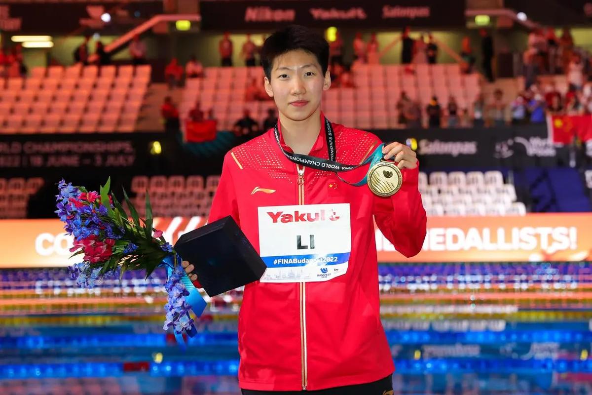 9595祝贺我国跳水运动员李亚杰,在2022年世界游泳锦标赛 - 抖音