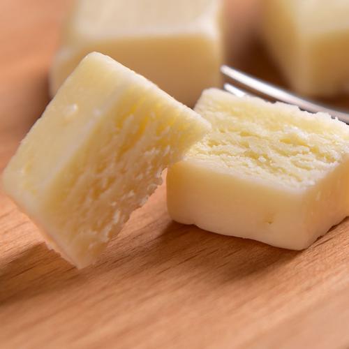 新疆奶疙瘩正宗奶酪块内蒙古特产原制酸奶豆腐制品糖1罐原味奶疙瘩250