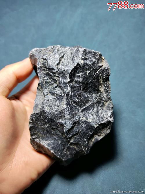 新疆戈壁陨石黑色奇石黑金刚陨石观赏石沙漠漆风砺石泥石天然黑色陨石