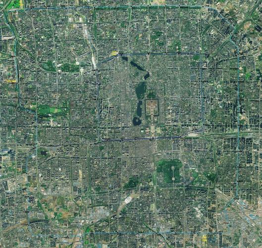 从北京上海和重庆的卫星地图来看河流和地形对城市的影响