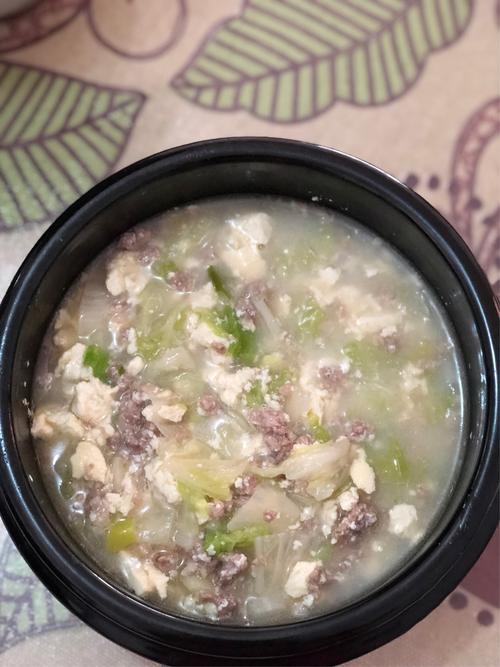 冬日快手简单的汤菜——肉末豆腐羹