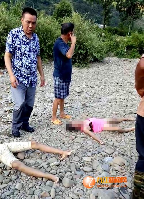 网友向记者反映,瑞昌市乐园乡港北村2名孩子在村里河边玩耍时不幸溺亡