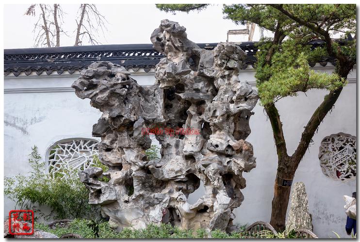 苏州狮子林(苏州园林之八) 写美篇  由太湖石堆砌而成,因有拟态的九头