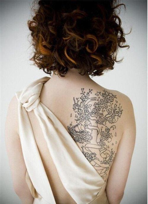 女生背部纹身图案,图片大全,高清,图库-回车桌面