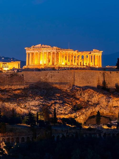 是希腊最杰出的古建筑群之一,也是世界著名的旅游景点和考古遗址之一