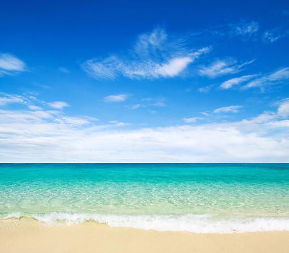 蓝天下的蔚蓝大海,蔚蓝大海,沙滩,沙,蓝天白云,天空风景,自然风景
