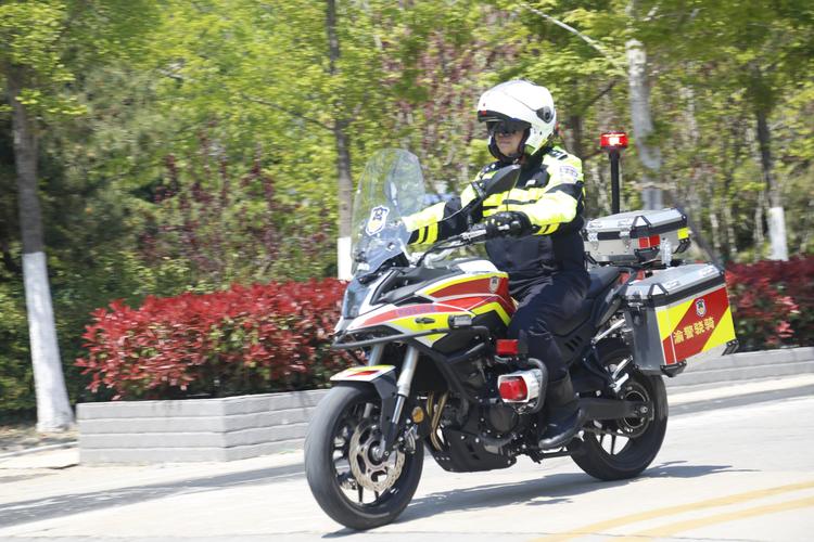 济南交警圆满完成省厅警务保障部警用摩托车性能测评活动
