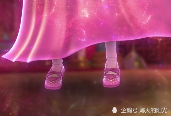 精灵梦叶罗丽8:仙子们的公主鞋,灵公主精致小巧,罗丽丑爆了!