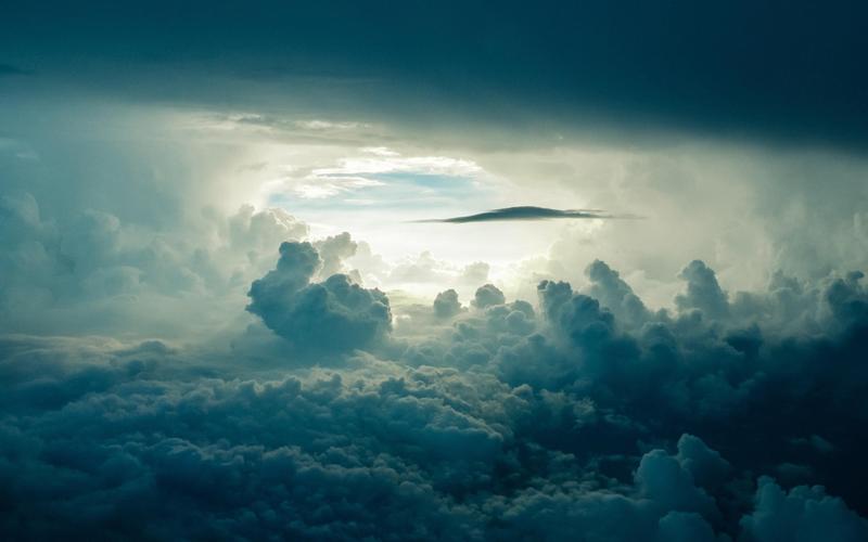 唯美云朵天空风景图片桌面壁纸