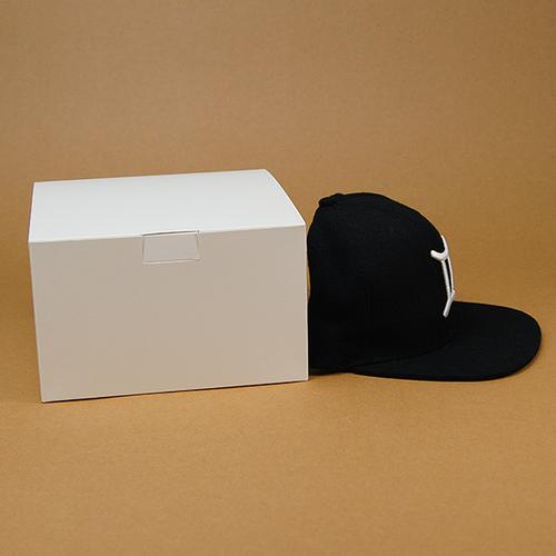 现货加厚白卡雅面方形大白盒服饰棒球帽通用包装盒纸盒可定制logo