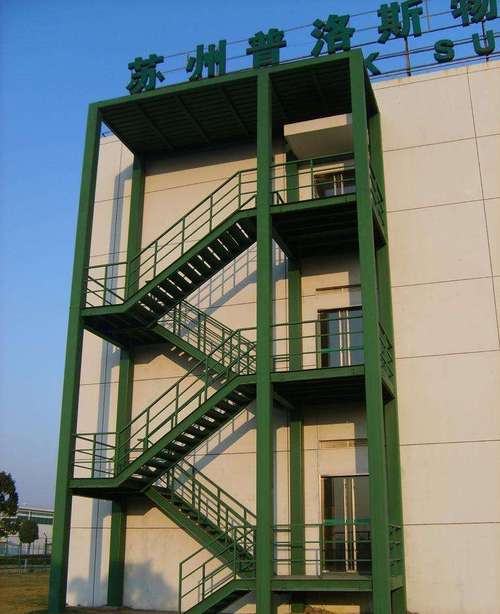 钢楼梯-钢楼梯-产品中心-上海经融建筑装饰工程有限公司
