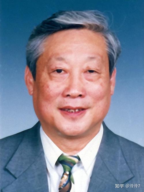 陈国良院士(1999年当选,化工,冶金与材料工程学部)