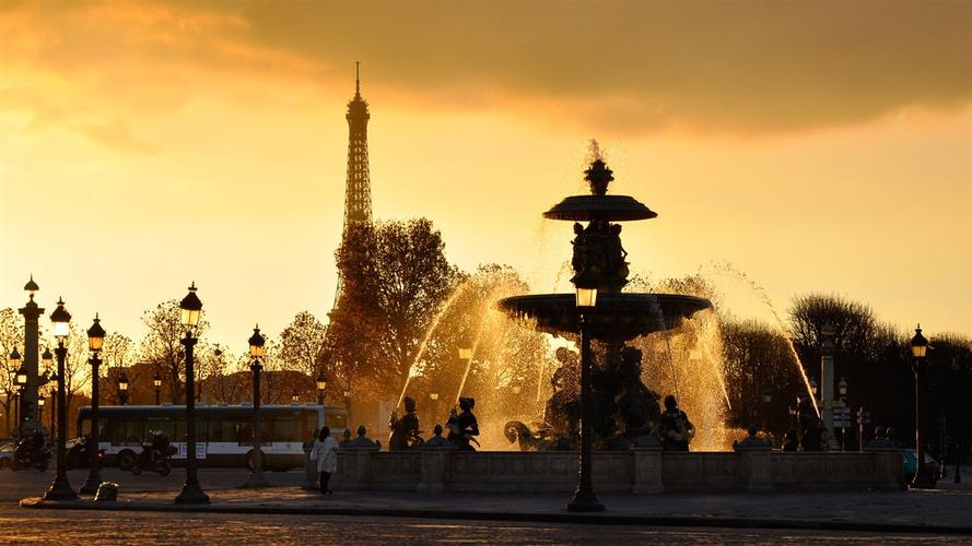巴黎,法国,喷泉,水飞溅,艾菲尔铁塔,夕阳 壁纸 - 1366x768