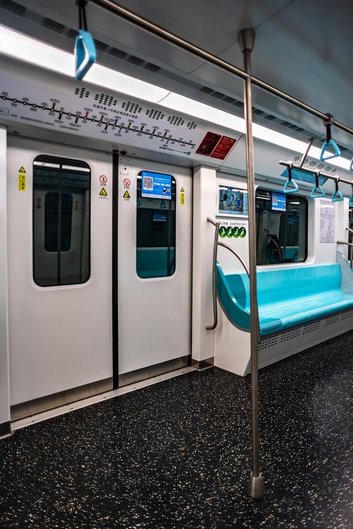 上海地铁14号线车厢内部空间地铁座椅扶手把手