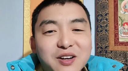 张雪峰发微博称他已向郑州大学打款五十万.