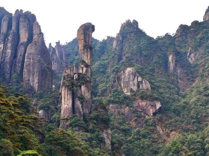 揽胜遍五岳,绝景在三清一一中国最美五大峰林之一的三清山掠影