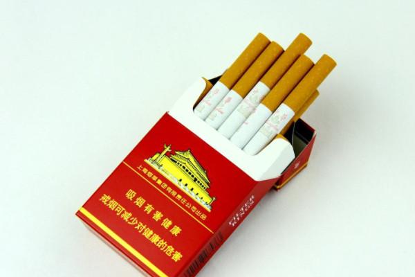 中华金中支多少钱一条 中华金中支香烟价格80元/包