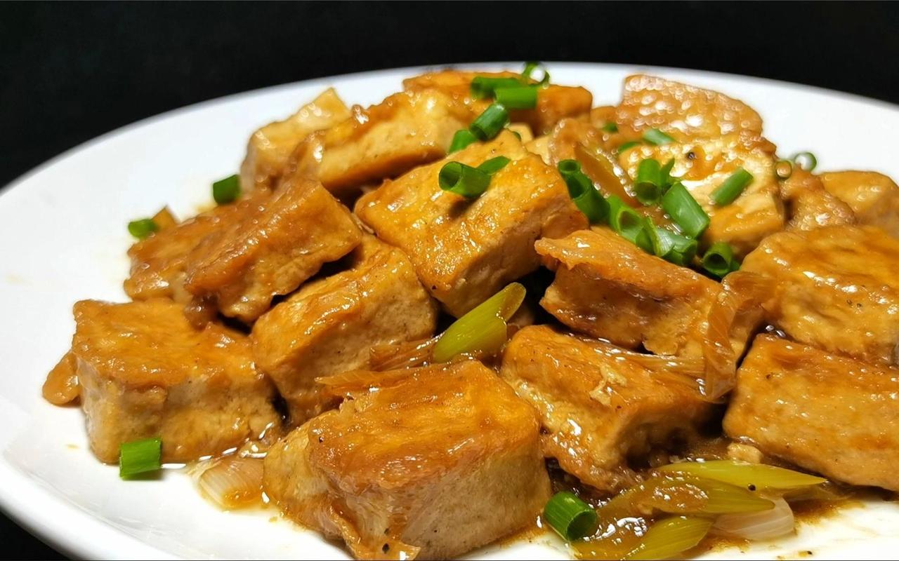 家常葱烧豆腐,学会这2个小技巧,豆腐葱香浓郁,入味又好吃
