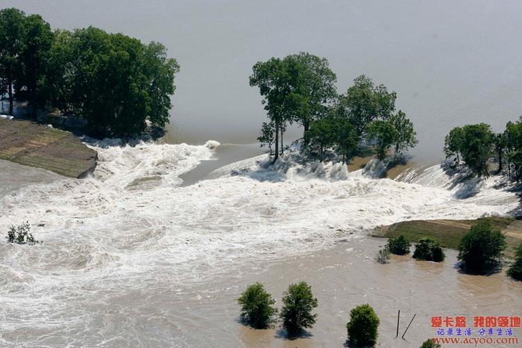 美国人自建堤坝成功抵抗密西西比大洪水40张高清图