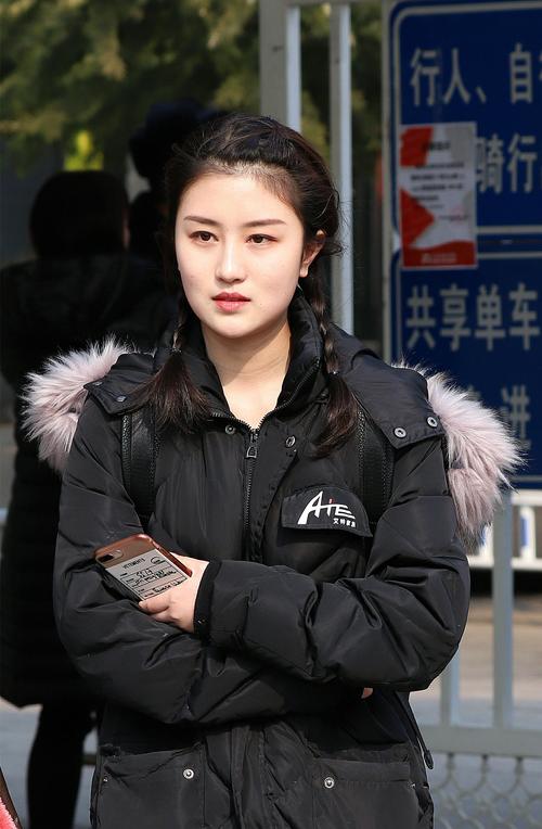 2018年北京电影学院艺考现场颜值高的美女考生真不少