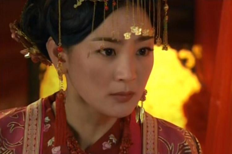 《倾世皇妃》马湘云深爱刘连城,为什么在大婚时却要用力推开他?