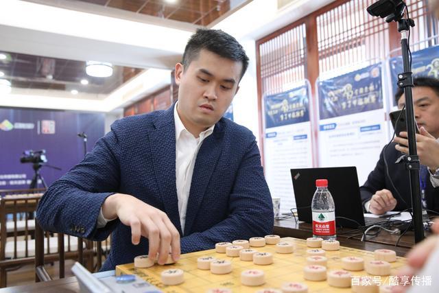 王天一夺首届世界象棋网络棋王赛冠军