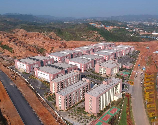 近十家全国重点电子信息企业入驻中国五冶投入运营的上栗县县北工业园