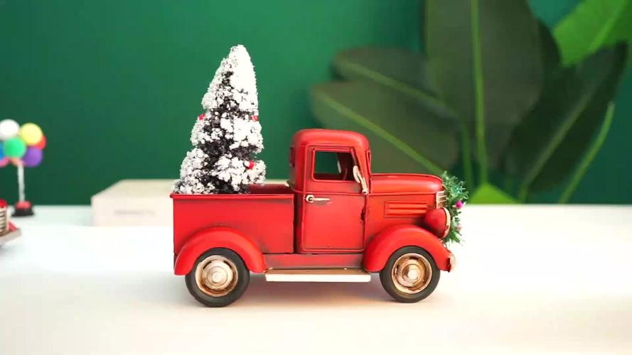 红色复古卡车金属模型手工制作与圣诞树汽车模型玩具家庭桌面装饰女孩
