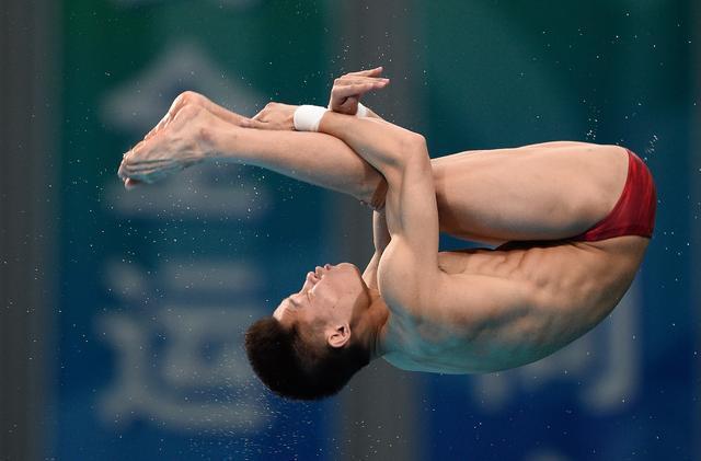 跳水——男子团体赛:10米跳台赛况