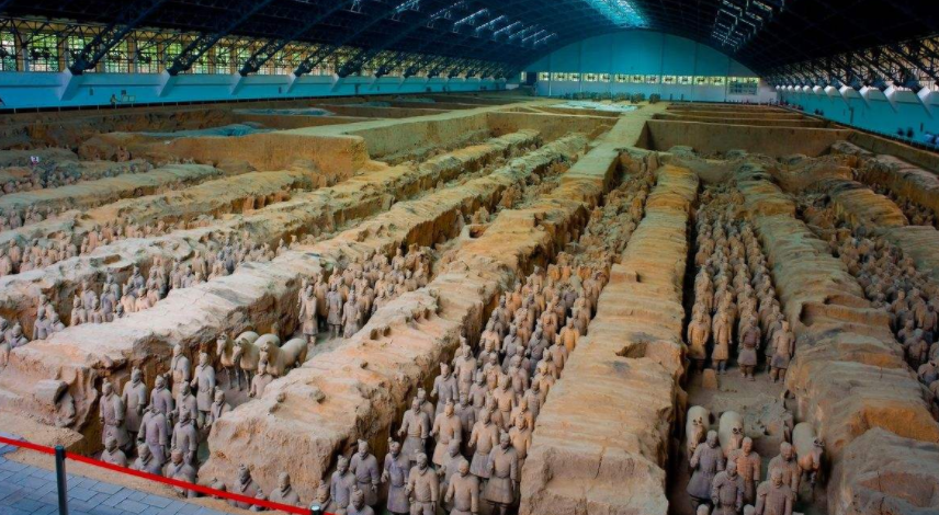 耗时39年人力80多万的秦始皇陵到底有多大