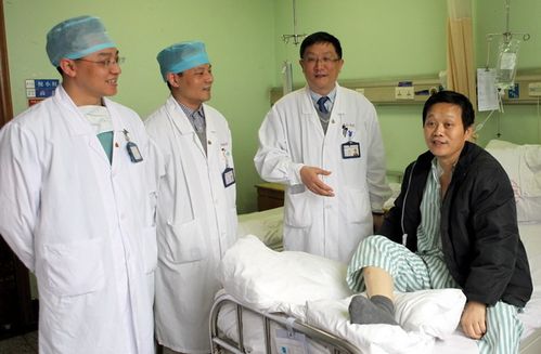 3月5日,复旦大学附属中山医院普外科,肝外科和胸外科携手,成功完成