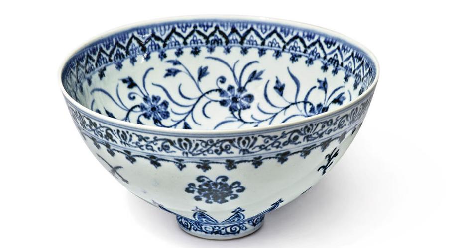 美国拍卖罕见青花瓷碗:估价50万美元 卖家入手仅花35美元