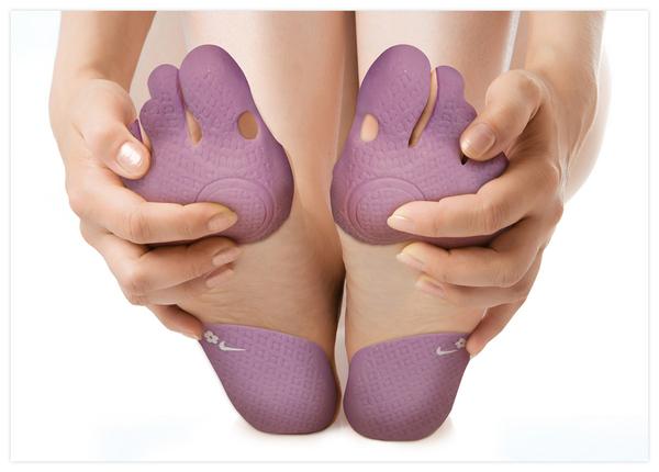 footstickers - 独立的毕业设计在耐克emea光脚体育有许多优点:更好的