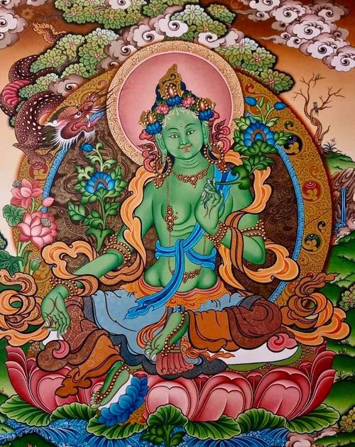 救助,赐福等多种功德,因此在很多寺庙中都有供奉绿度母的唐卡或佛像