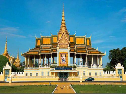 金边王宫:柬埔寨历代国王礼佛圣地