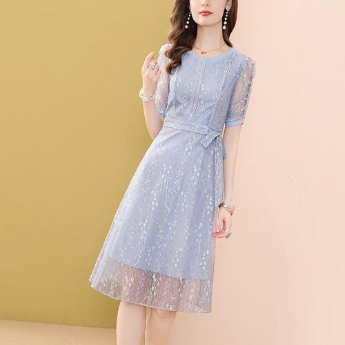 狮洛丹品牌蓝色蕾丝连衣裙夏2021新款女圆领泡泡袖设计感气质a字裙