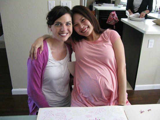 她怀孕后「肚子大得不像话」以为是双胞胎,结果检查后医生竟劝她「不
