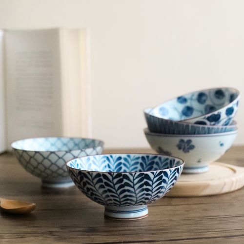 日式波佐见烧日本原装进口和风青花瓷家用陶瓷饭碗创意套装釉下彩