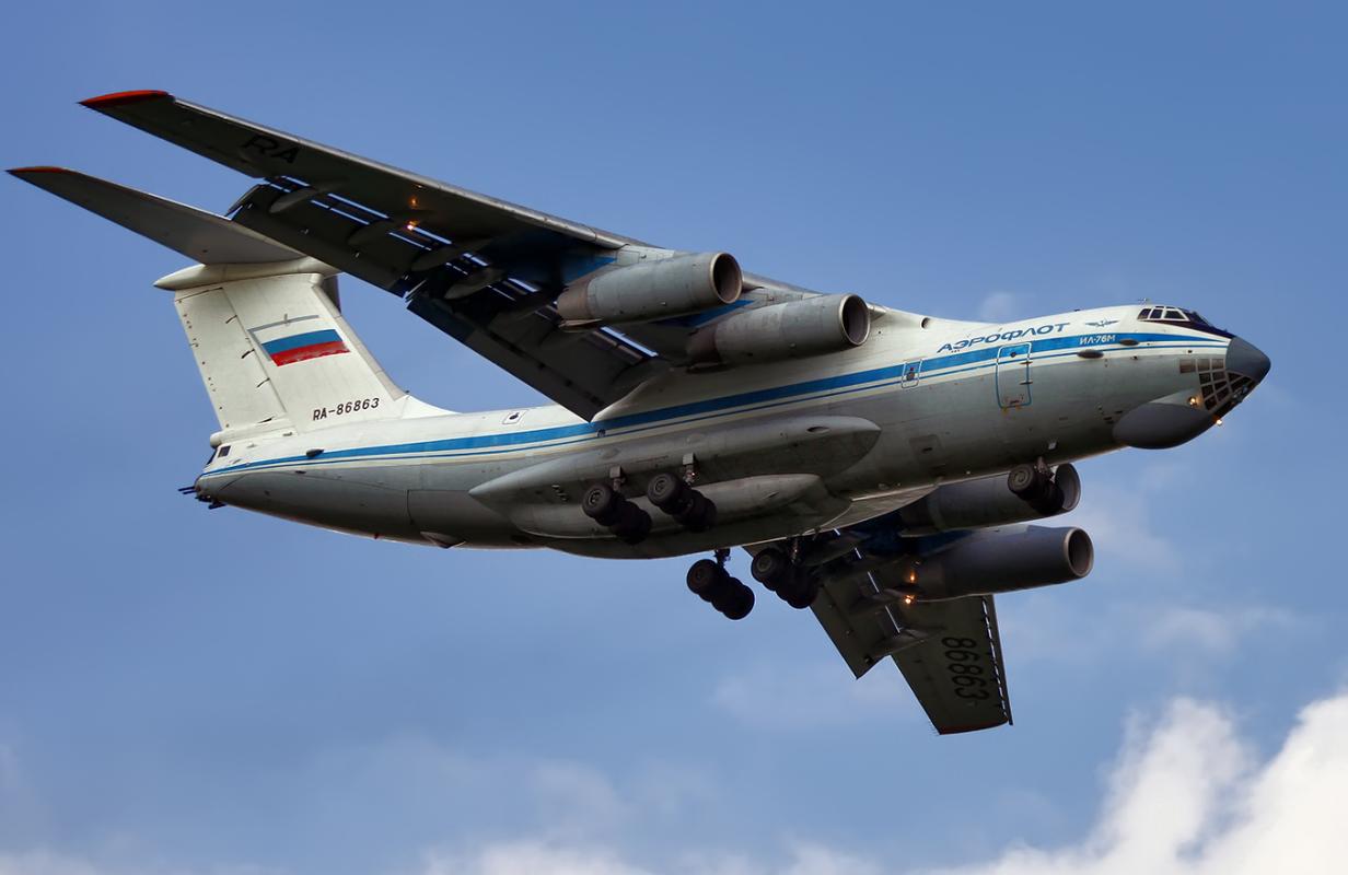 绝对实力笑傲江湖多年伊尔76运力强悍是苏俄空中运输主力