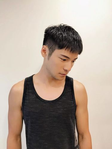 韩国男士最新短发发型大叔终结站不用整理超省时