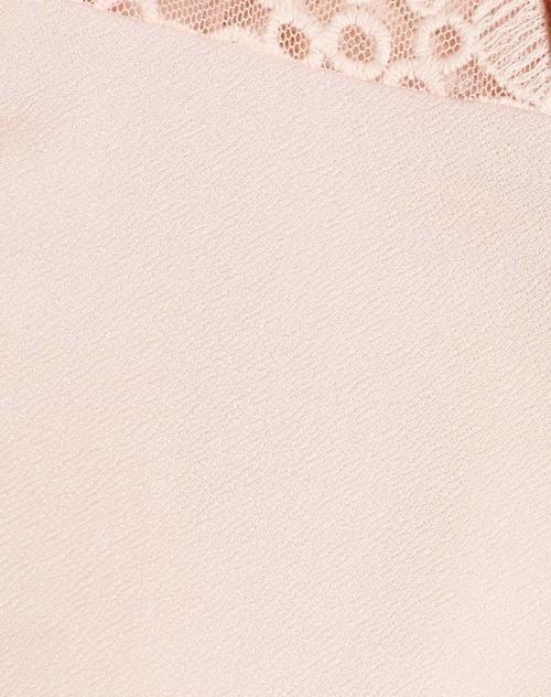 浅粉色女人味休闲针织衫